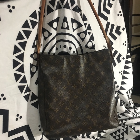 Authentic Louis Vuitton Looping GM Tote Crossbody - Picture 2 of 8